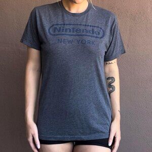MARIO nintendo ny 2000s t-shirt
